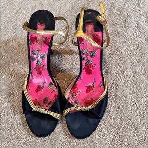 Elegant Black and Gold Women's Sandals